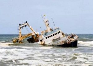 Kapal Wisatawan di NTB Terbalik, 1 Orang Tewas