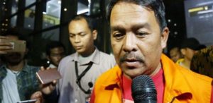 Bupati Labuhan Batu Sempat Singgah ke Rumah Sebelum Ditangkap, Ini Penjelasan Warga