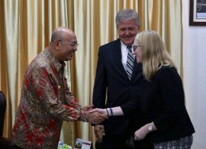 Konsul AS Undang Wali Kota Hadiri Perayaan Hari Kemerdekaan AS Di Batam