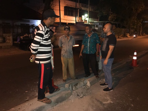 Rusak Median Jalan Untuk Papan Reklame, Lurah Glugur Kota Polisikan 3 Pria