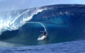 Ini 5 Pantai di Indonesia yang Memiliki Ombak Kelas Dunia