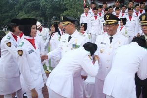 12 ASN Pemko Medan Dapat Penghargaan Satya lencana Karya Satya