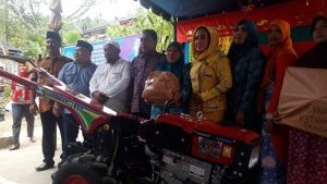 PKK Bermitra Dengan Dinas Pertanian Sukseskan “Hatinya PKK” di Desa Binaan Sayurmaincat Kotanopan