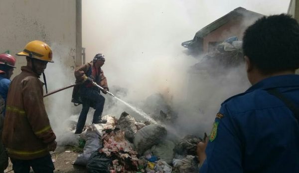 Warga Perumnas Mandala Dihebohkan Kebakaran, Ini Penyebabnya