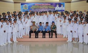 Bupati Tapteng Lantik 75 Kepala Desa Terpilih