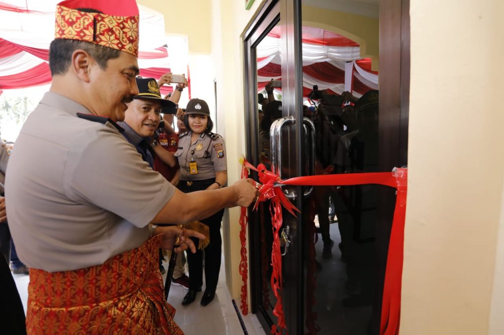 Kapoldasu Resmikan Pos Polisi Kuala Tanjung Polsek Indrapura