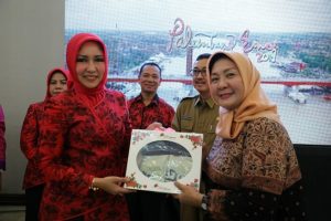 Tingkatkan Pengetahuan Organisasi, TP PKK Kota Medan Studi Komparatif Ke Palembang