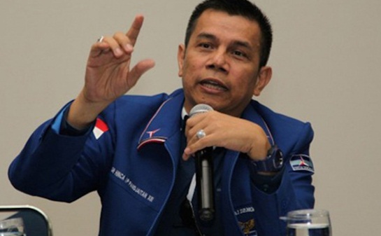 Peringati Hari Ayah, Hinca Panjaitan: Derap Langkahnya untuk Keluarga