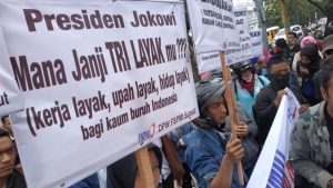 Merasa Tak Ditangapi, Buruh Keluarkan Mosi Tak Percaya Ke Gubernur Sumut