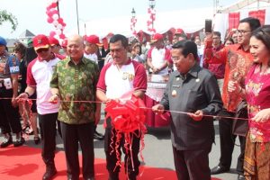 Dampingi Kapoldasu, Wali Kota Medan Resmikan Jalan & Jembatan Penghubung 2 Kecamatan