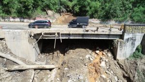 Kerusakan di Hulu Sungai Diduga Kuat Penyebab Longsor Berulang kali di Jalur Siantar-Prapat