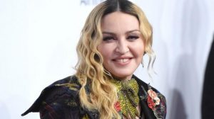 Dituduh Pakai Implan Di Bokong, Begini Kata Madonna