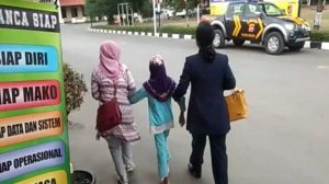 Cabuli Puluhan Muridnya Saat Ganti Baju, Guru SD Ini Diringkus Polisi