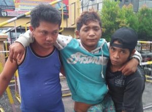 Dianiaya OTK, Pekerja Doorsmer Lapor Ke Polisi