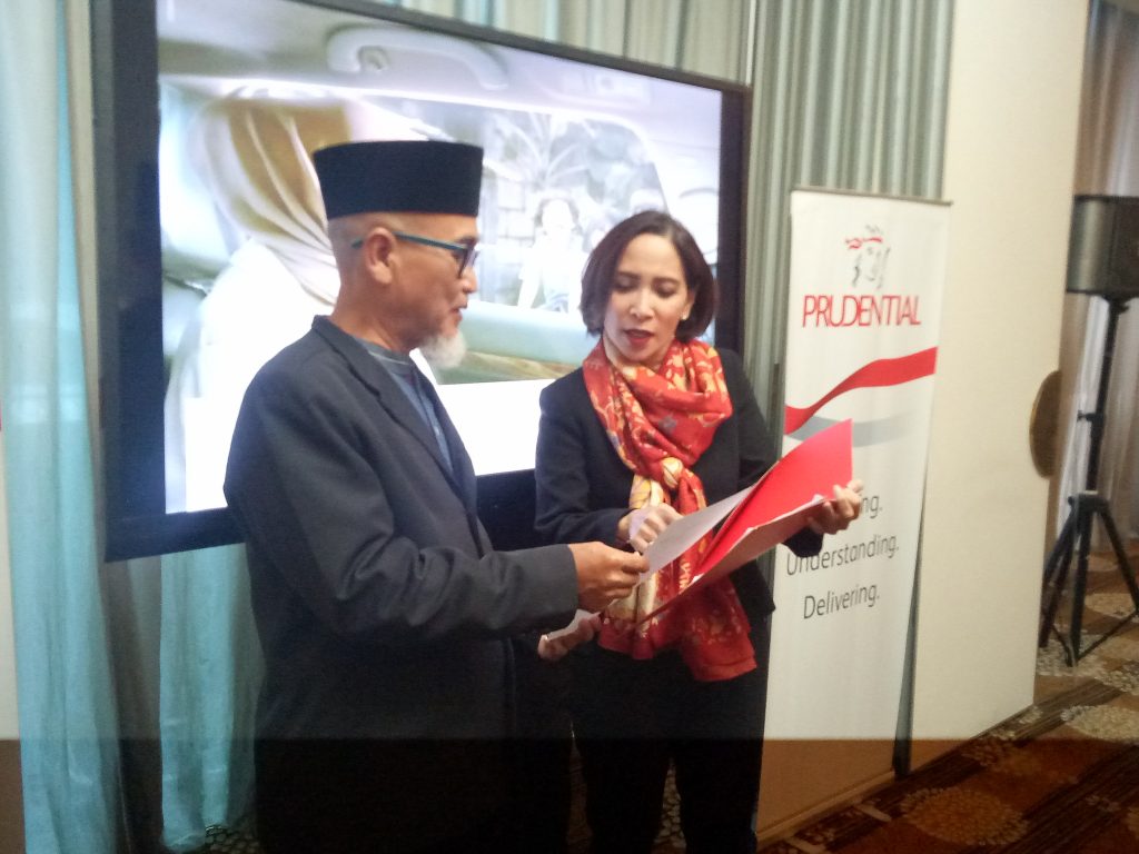 Fasilitasi Niat Ibadah Masyarakat, Prudential Indonesia Hadirkan Program Wakaf 