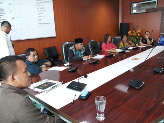Merasa Ditipu PD Pasar, Pedagang Pasar Marelan Melapor ke DPRD Medan