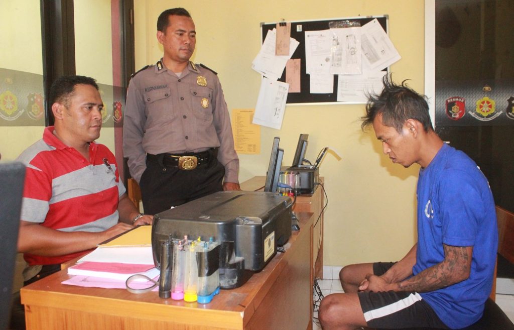 Disergap Tim Buser, Jambret Bertato Ngompol