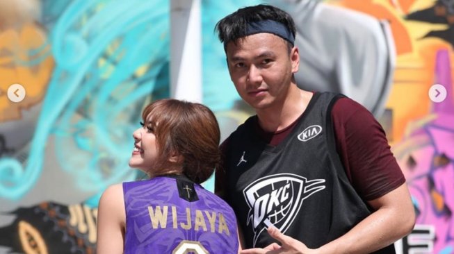Kenakan Baju Basket Bertuliskan ‘Wijaya’, Gisel Tuai Cibiran Netizen