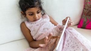 Anak Kecanduan Gadget, InI Yang Perlu Dilakukan Orangtua