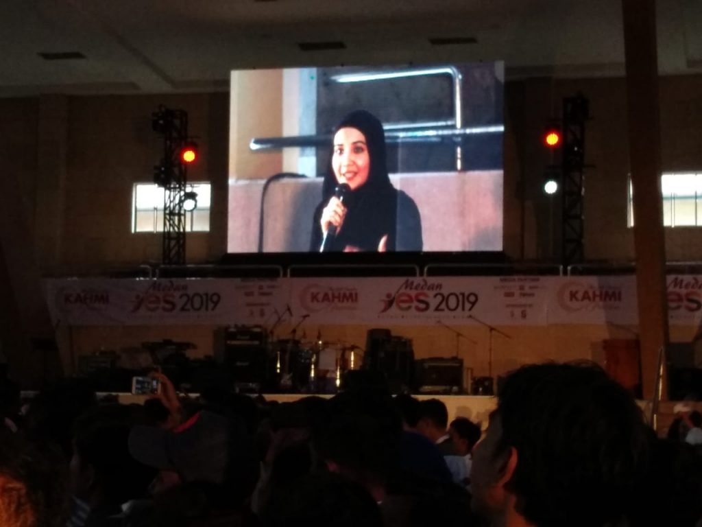 Young Enterpreneur Summit 2019, Zaskia Sungkar : Jangan Takut Berkreasi