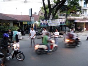 Karang Taruna Medan Berbagi Takjil di Jalan Amir Hamzah
