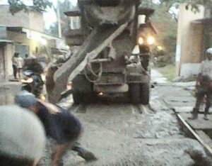 Tindak Lanjuti Keluhan Warga, Wali Kota Instruksikan Pembetonan di Jalan Datuk Kabu Pasar 5