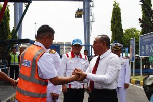 Gubsu Tinjau Pelayanan Mudik Di Pelabuhan Belawan