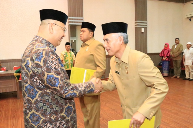 Lantik Kepala Bappeda dan BPKAD, Ini Harapan Wali Kota