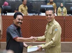 Sampaikan Nota Keuangan Dalam Paripurna DPRDSU, Wagubsu : Target P-APBD 2019 Rp14 Miliar