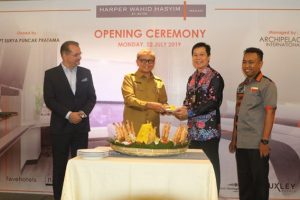 Resmikan Harper Hotel, Ini Harapan Wali Kota Medan