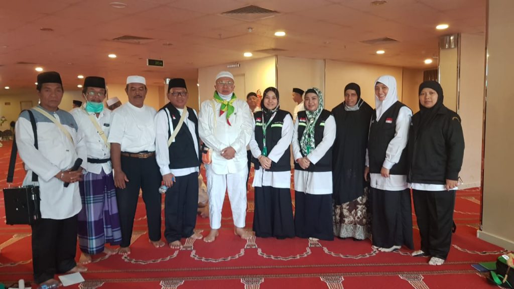 Jelang Wukuf di Arafah, Jemaah Calon Haji Lakukan Berbagai Persiapan