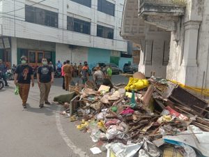 Usai Diambil Alih, Pemko Medan Mulai Bersihkan Gedung Warenhuis