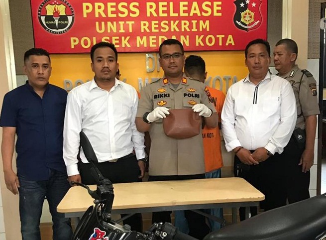 Motornya Mogok, Pelaku Jambret Ditangkap massa