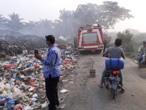 Akibat Pembakaran Sampah, TPA Sei Parit Hangus Dilalap Api