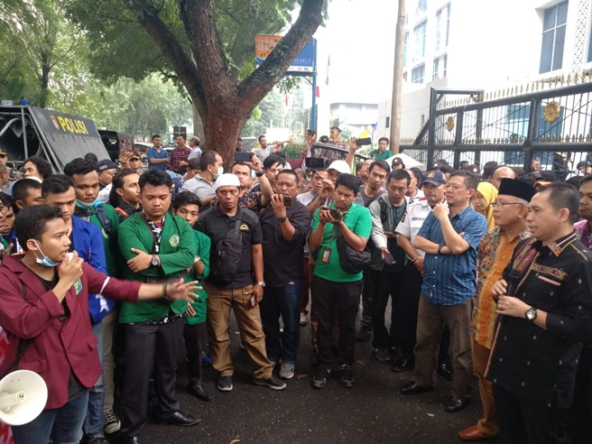 Mahasiswa di Medan Sebut Revisi UU KPK Bentuk Pemerintah Mengelabuhi Masyarakat