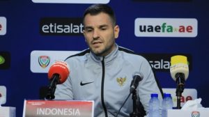 Tandang Ke Markas UEA, McMenemy: Timnas Wajib Kerja Keras