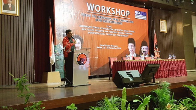 Terkait Penyusunan Anggaran, Djarot Minta Anggota DPRD Fraksi PDIP Kedepankan Yang Berbasis Kinerja