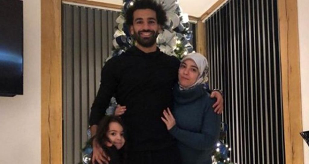 Rayakan Hari Natal Bersama Keluarga, Mo Salah Dipuji dan Diprotes Fans