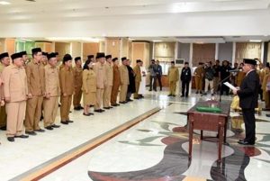 Gubsu Lantik 2 Pejabat Eselon II dan 85 Pejabat Eselon III