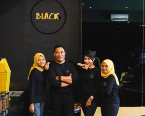 Black Gold Coffee Shop, Tawarkan Konsep Ngopi Berbeda