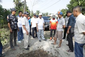 Bupati Asahan Imbau Masyarakat Tingkatkan Semangat Kebersamaan Lewat Gotong Royong