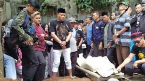 Ibu-ibu yang Mandikan Jenazah Lina Sebut Kuku Tangan Terlihat Membiru