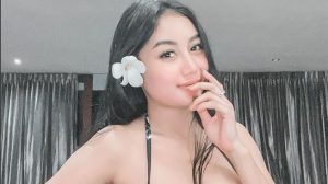 Bergoyang Dengan Mengenakan Bikini, Pamela Safitri Banjir Hujatan