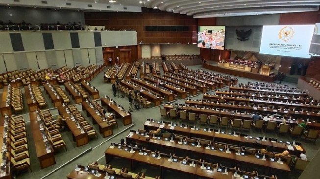 Ini 5 Nama Hakim Agung dan 3 Hakima Ad Hoc yang Di Sahkan DPR