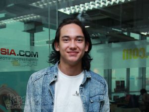 Adipati Dolken Banting Stir jadi Wartawan Olahraga, Ngeluh Kecapean
