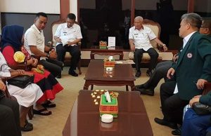 Bupati Asahan Akan Fasilitasi Pengobatan Balita Penderita Tumor Mata