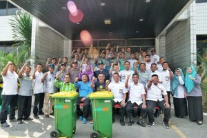 PT BGR Medan Beri 50 Unit Tempat Sampah, Akhyar : Mari Bersama Jaga Kebersihan