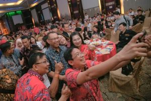 Hadiri Pelantikan PSMTI , Akhyar Ajak Warga Tionghoa Bikin Cantik Medan