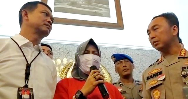 Ditangkap Polsi, Zikria Penghina Risma Menangis Minta Dimaafkan