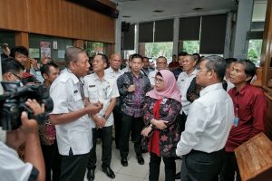 Lihat Pelayanan Publik, Pimpinan KPK Tinjau Dinas PMPTSP Kota Medan